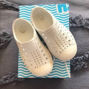 Natives, white classic slip on